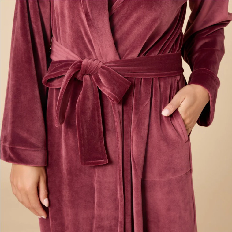SERENITY MINK WRAP ROBE CHERRY COLA