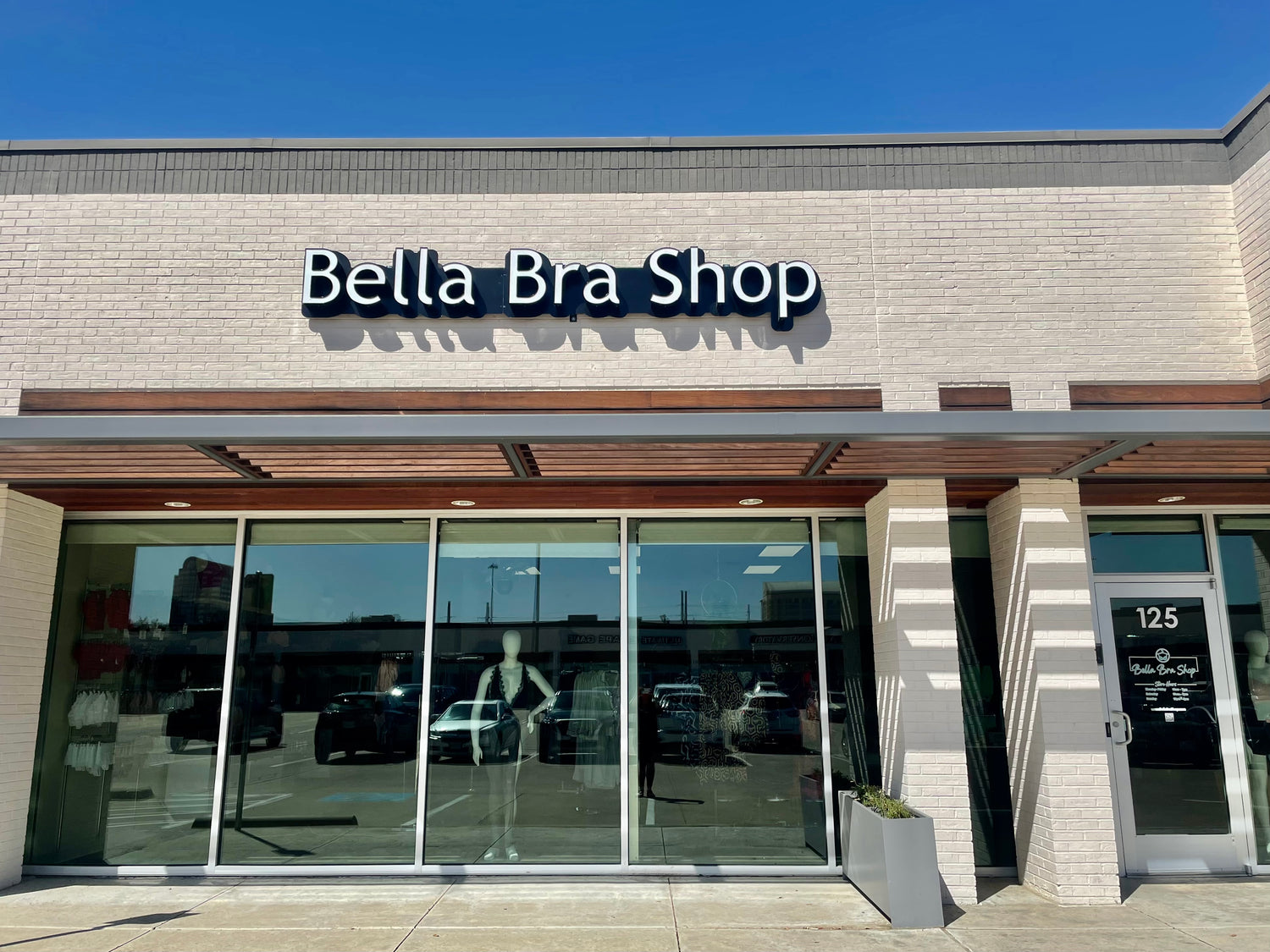 Storefront- Bella Bra Shop