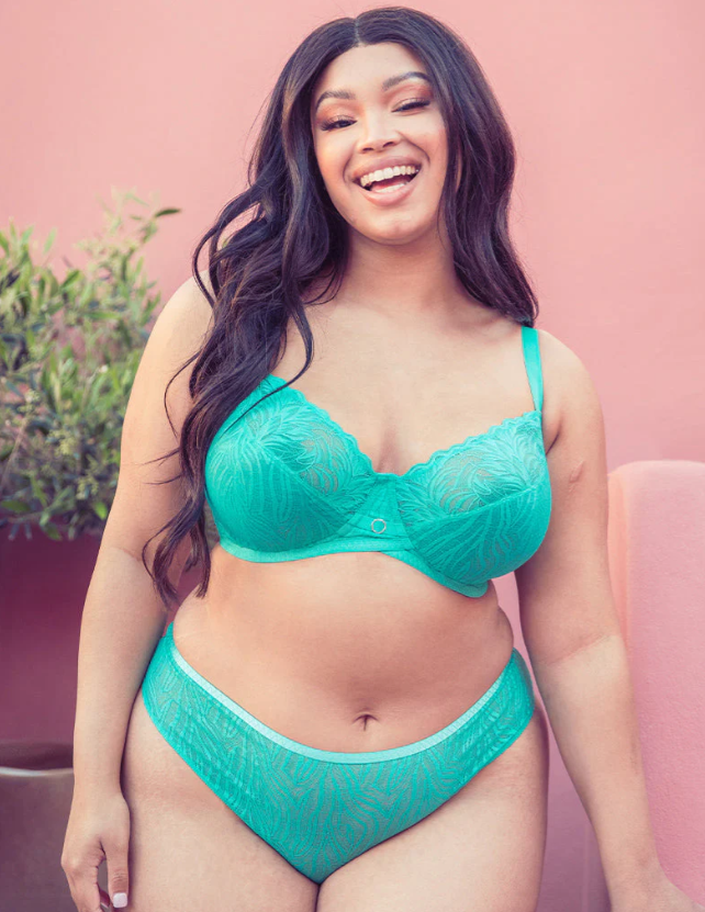 LACE DAZE BRAZILIAN BLUE LAGOON